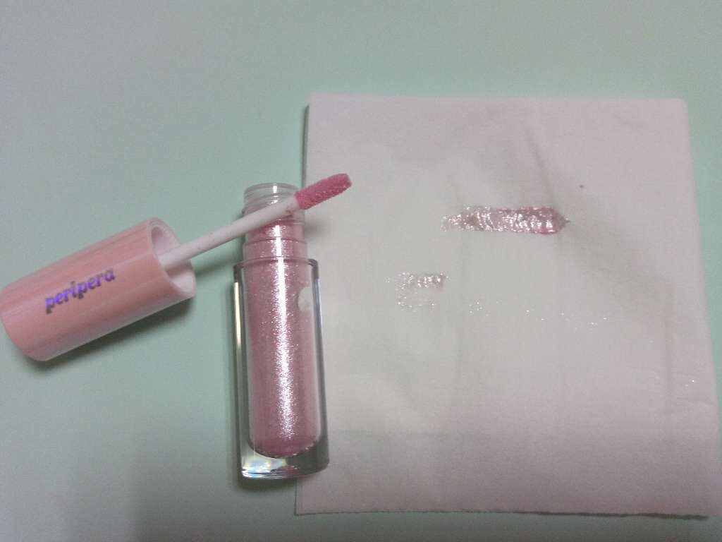 シュガー トゥインクル リキッド シャドウ/PERIPERA/リキッドアイシャドウを使ったクチコミ(2枚目)