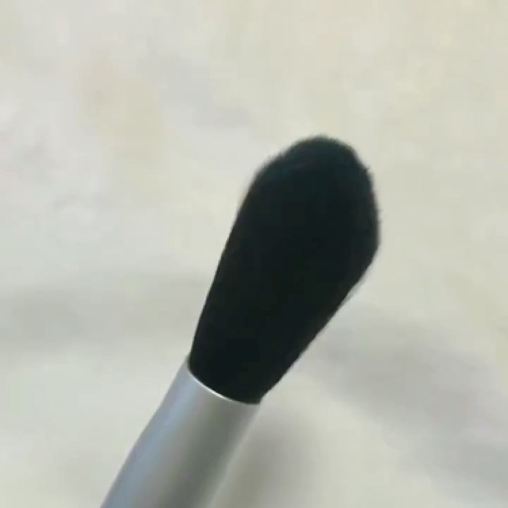 春姫 チークブラシ/DAISO/メイクブラシを使ったクチコミ（2枚目）