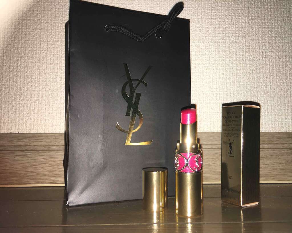 ルージュ ヴォリュプテ シャイン/YVES SAINT LAURENT BEAUTE/口紅を使ったクチコミ(1枚目)