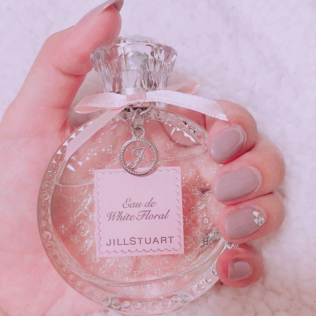 ジルスチュアート リラックス オード ホワイトフローラル Jill Stuartの口コミ こんなに可愛いくて誰も嫌いじゃないような香 By みたそ アトピー肌 代前半 Lips