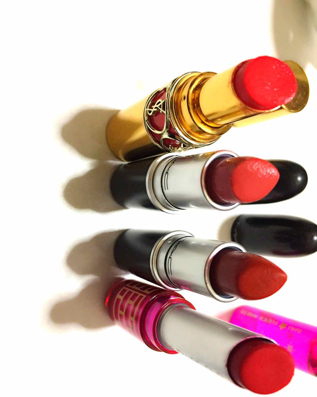ルージュ ヴォリュプテ シャイン/YVES SAINT LAURENT BEAUTE/口紅を使ったクチコミ（2枚目）
