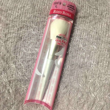 ロージーローザ エンジェリッチブラシ パウダー用 Lのクチコミ「こちらはロージーローザ エンジェリッチブラシ パウダー用L です😊
こちらのブラシは本当にふ.....」(1枚目)