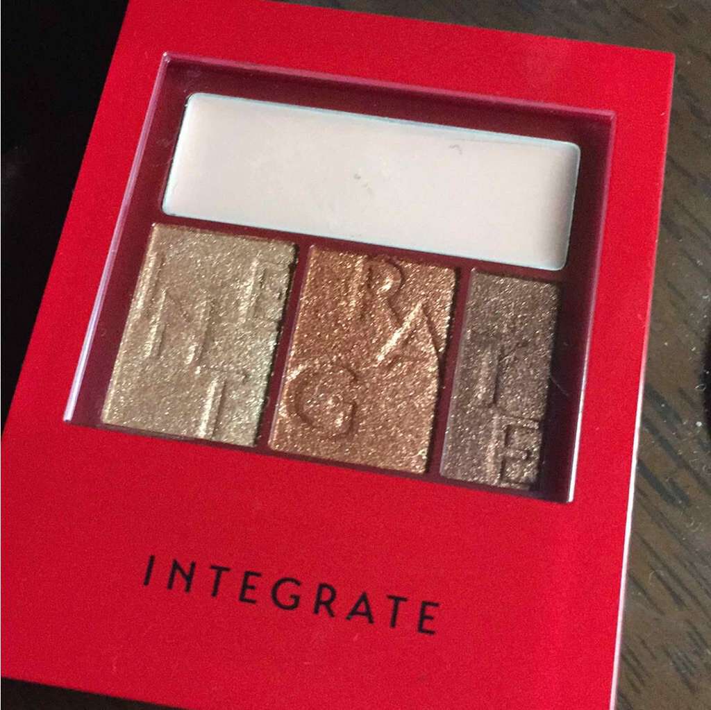 アクセントカラーアイズ CC/インテグレート/アイシャドウパレットを使ったクチコミ（1枚目）