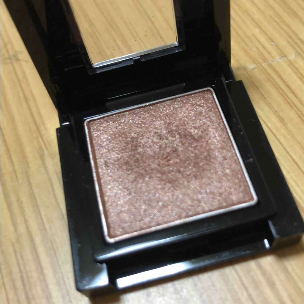 ヴィセ アヴァン シングルアイカラー/Visée/単色アイシャドウを使ったクチコミ（2枚目）