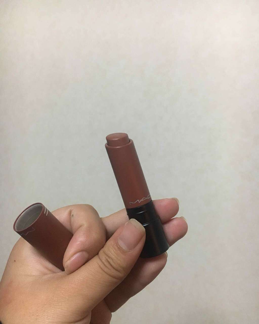 紡 on LIPS 「初投稿です👶イエベに合う秋冬っぽいリップないかな〜と探していた..」(2枚目)