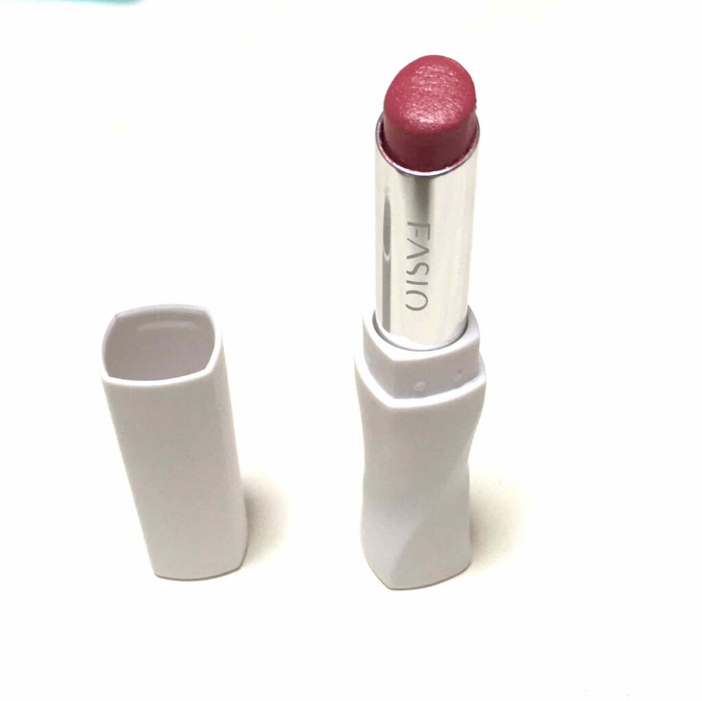 FASIO バーム ルージュのクチコミ「初投稿です🙇🏻
ファシオのバームルージュRO632です
最近よく使っているローズ系の口紅💄です.....」（1枚目）