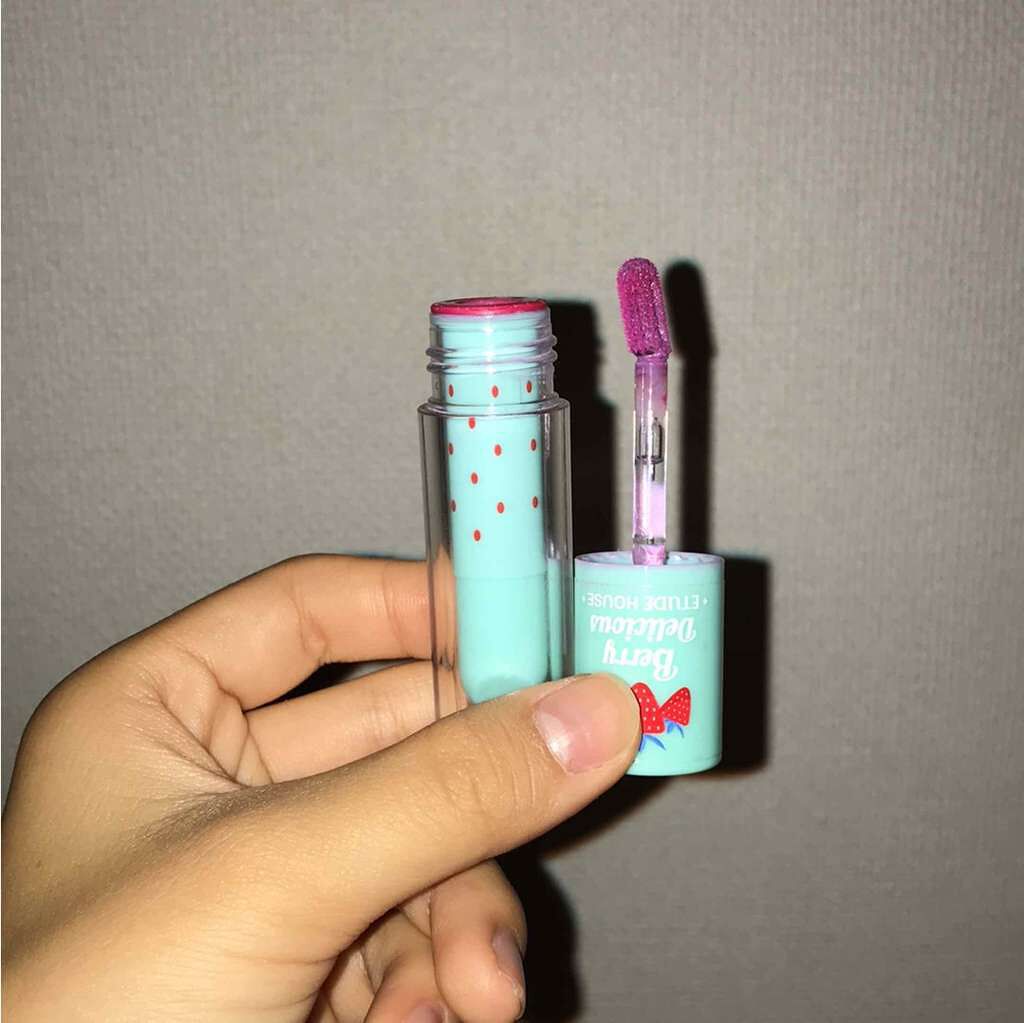 ベリーデリシャス カラーイン リキッドリップジューシー/ETUDE/口紅を使ったクチコミ(2枚目)