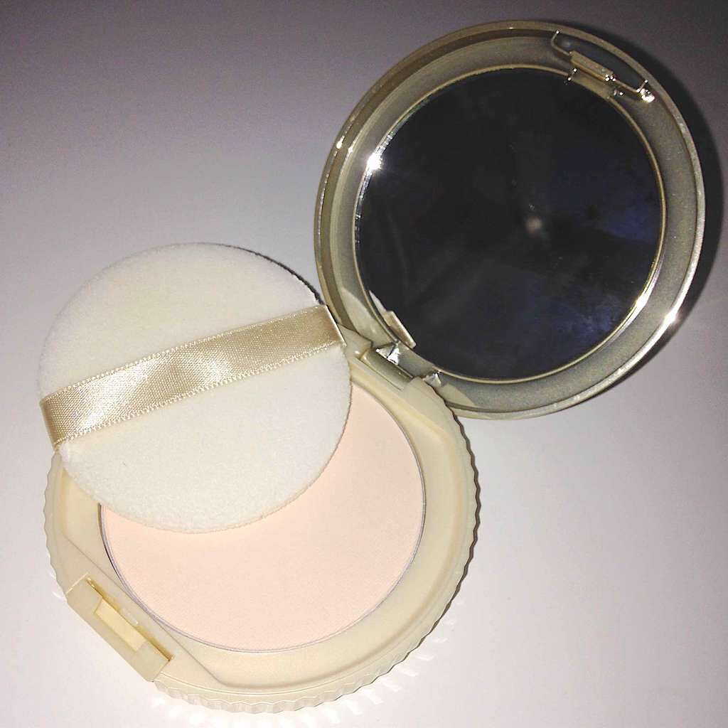 【旧品】マシュマロフィニッシュパウダー/キャンメイク/プレストパウダーを使ったクチコミ(2枚目)