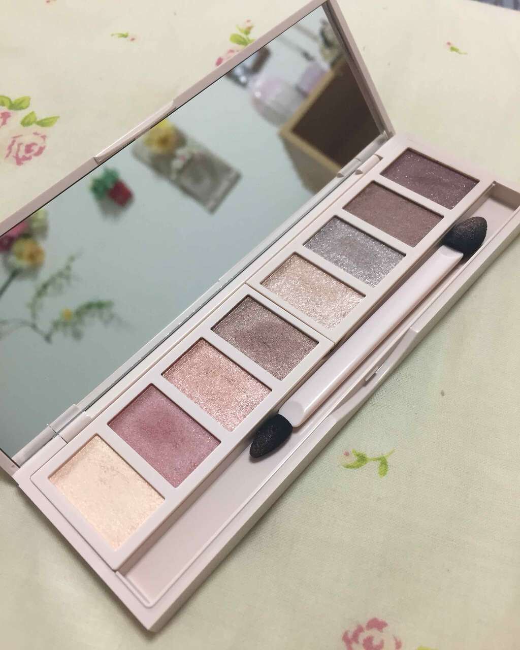 グラマラスヌード アイパレット (クリスマスコフレ 2017)/Visée/メイクアップキットを使ったクチコミ(2枚目)