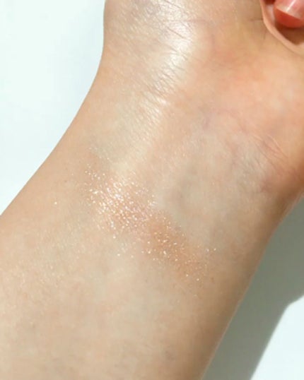 シャイニーシャドウ N/excel/単色アイシャドウを使ったクチコミ(2枚目)