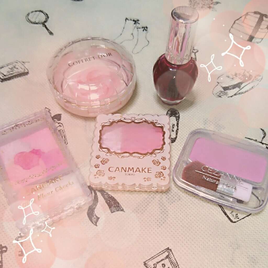 グロウフルールチークス/キャンメイク/パウダーチークを使ったクチコミ(1枚目)