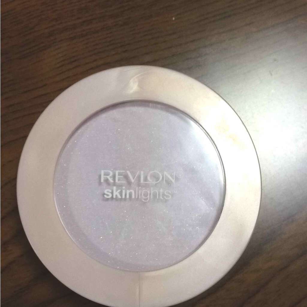 スキンライト プレスト パウダー/REVLON/プレストパウダーを使ったクチコミ(1枚目)