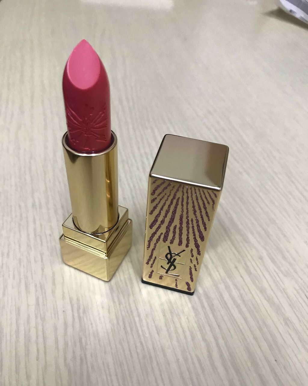 <旧>ルージュ ピュールクチュール/YVES SAINT LAURENT BEAUTE/口紅を使ったクチコミ(1枚目)