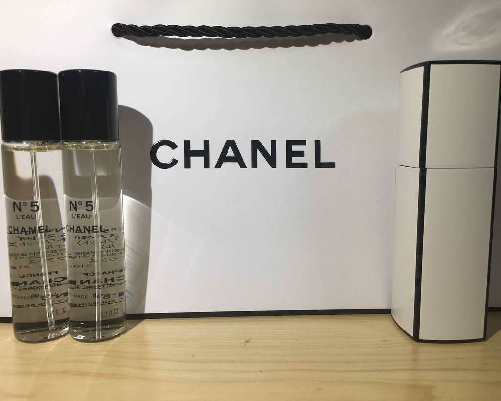 シャネル N°5 ロー オードゥ トワレット (ヴァポリザター)/CHANEL/香水(レディース)を使ったクチコミ(2枚目)