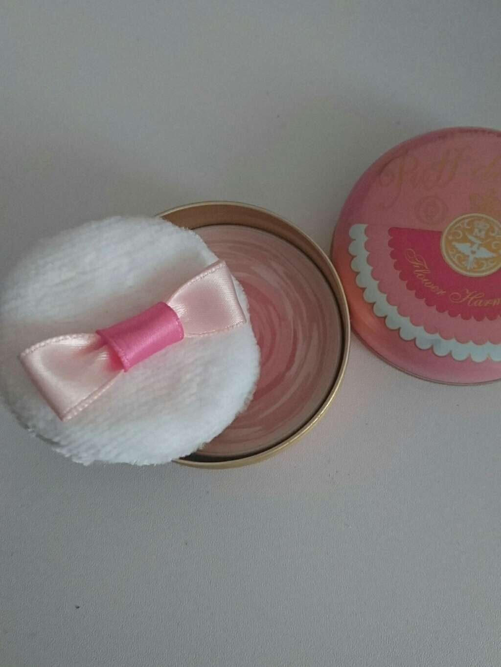 パフ・デ・チーク(フラワーハーモニー)/MAJOLICA MAJORCA/パウダーチークを使ったクチコミ(1枚目)