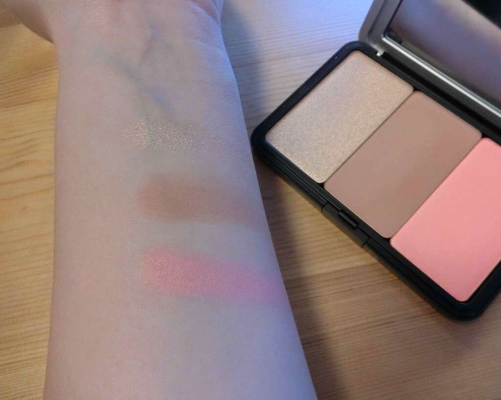 アーティストフェイスカラー ジェシー・J リミテッド/MAKE UP FOR EVER/メイクアップキットを使ったクチコミ(1枚目)