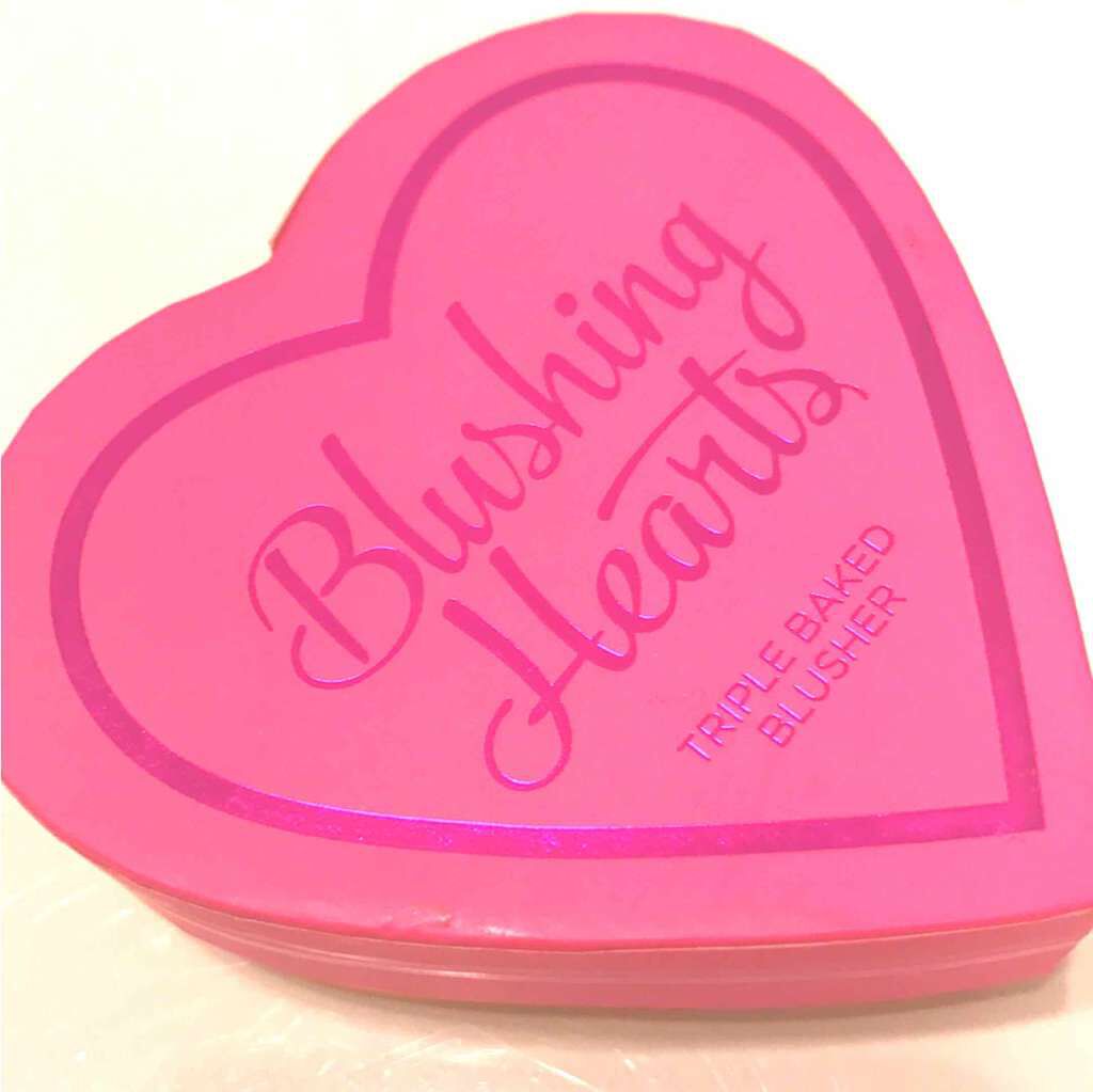 ブラッシング ハート/MAKEUP REVOLUTION/パウダーチークを使ったクチコミ(2枚目)