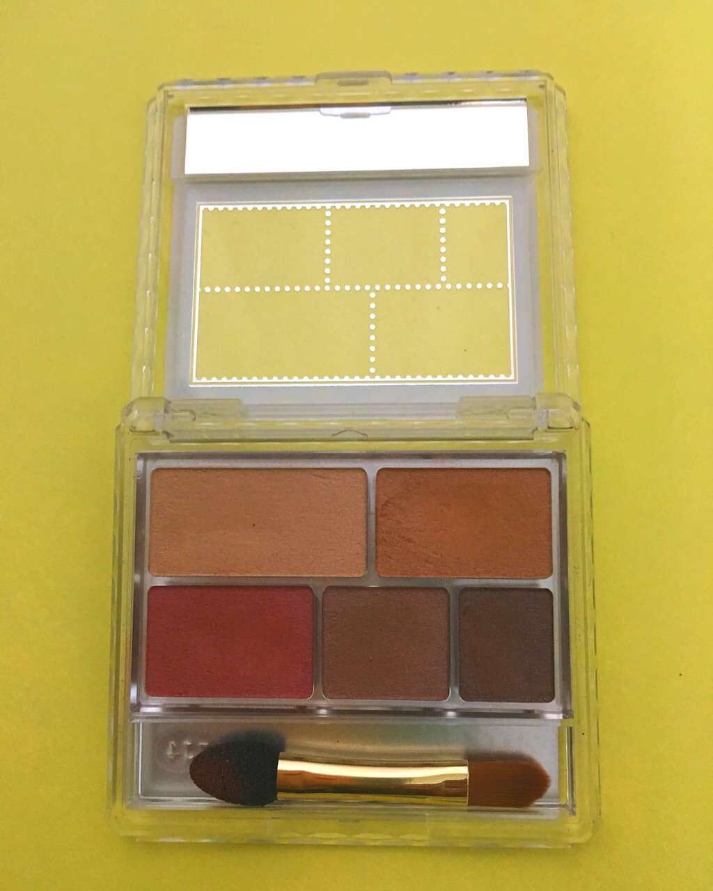 パーフェクトマルチアイズ/キャンメイク/アイシャドウパレットを使ったクチコミ(2枚目)