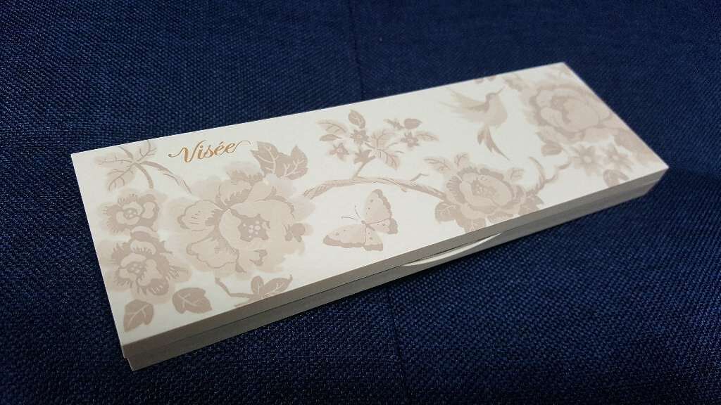 グラマラスヌード アイパレット (クリスマスコフレ 2017)/Visée/メイクアップキットを使ったクチコミ(2枚目)