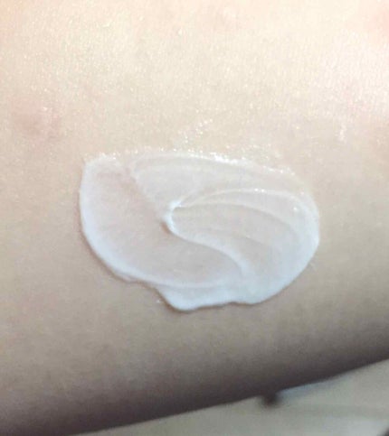 ボラージ クリーム/ちふれ/ボディクリームを使ったクチコミ(2枚目)