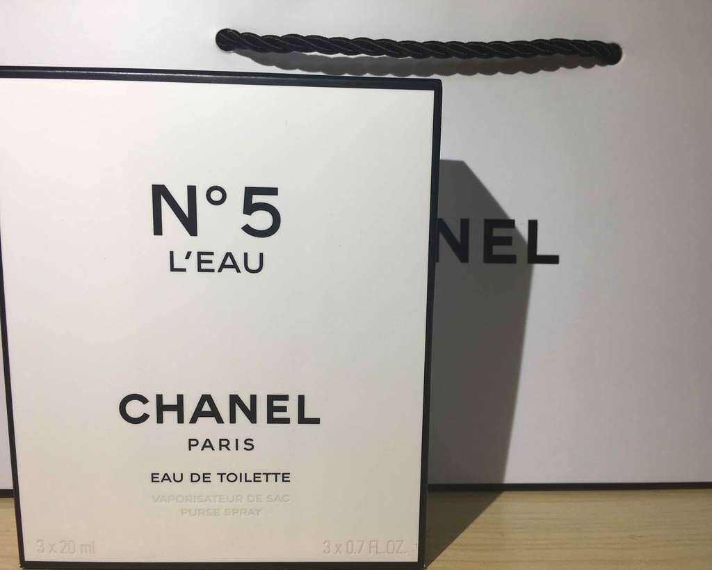 シャネル N°5 ロー オードゥ トワレット (ヴァポリザター)/CHANEL/香水(レディース)を使ったクチコミ(1枚目)