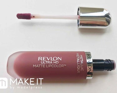 REVLON 
ULTRA HD MATTE LIPCOLOR

メタリックなのにマットな仕上がり！
赤っぽいブラウンっぽい感じで、発色もよくかっこいーかんじに☆