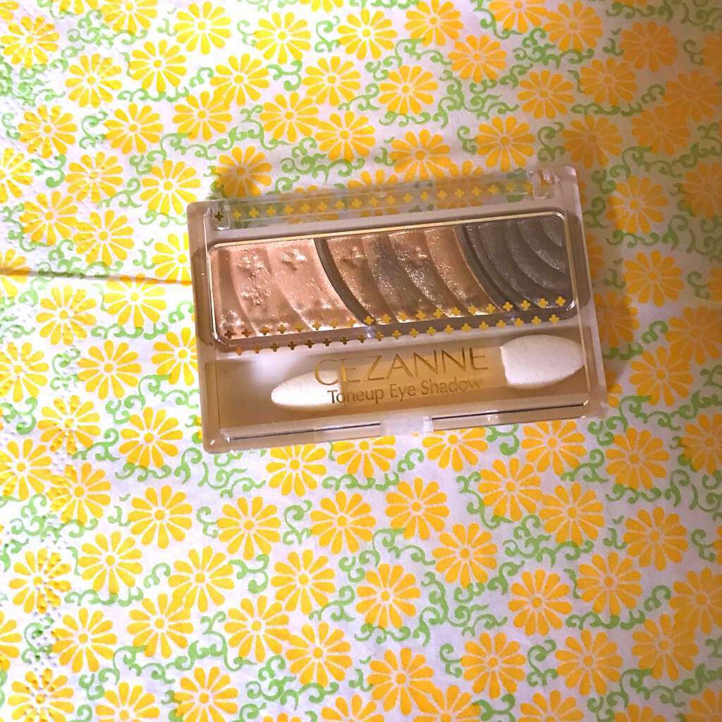 トーンアップアイシャドウ/CEZANNE/アイシャドウパレットを使ったクチコミ(1枚目)