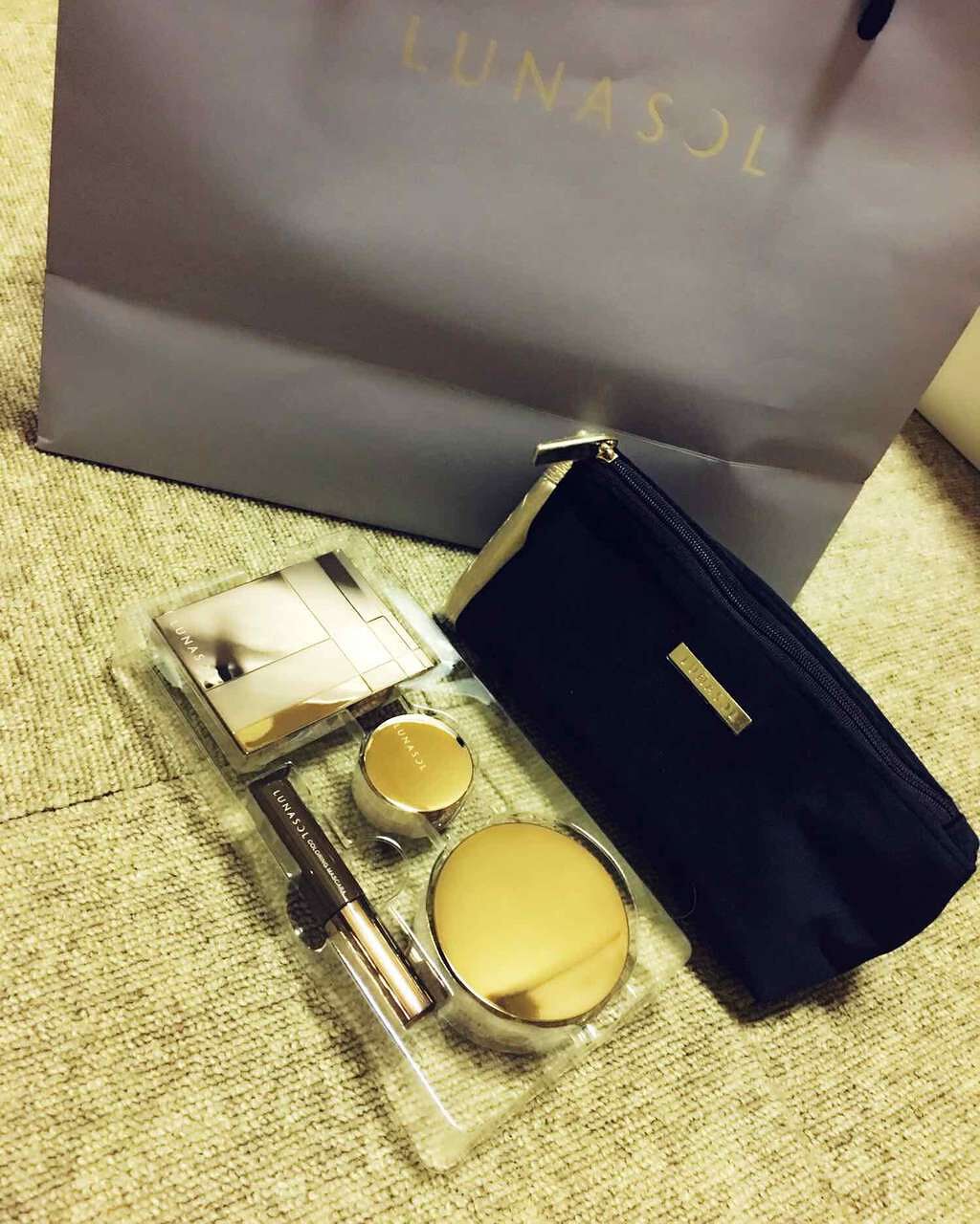 Candle Night Collection(PARTY COFFRET 2017)/LUNASOL/メイクアップキットを使ったクチコミ(1枚目)