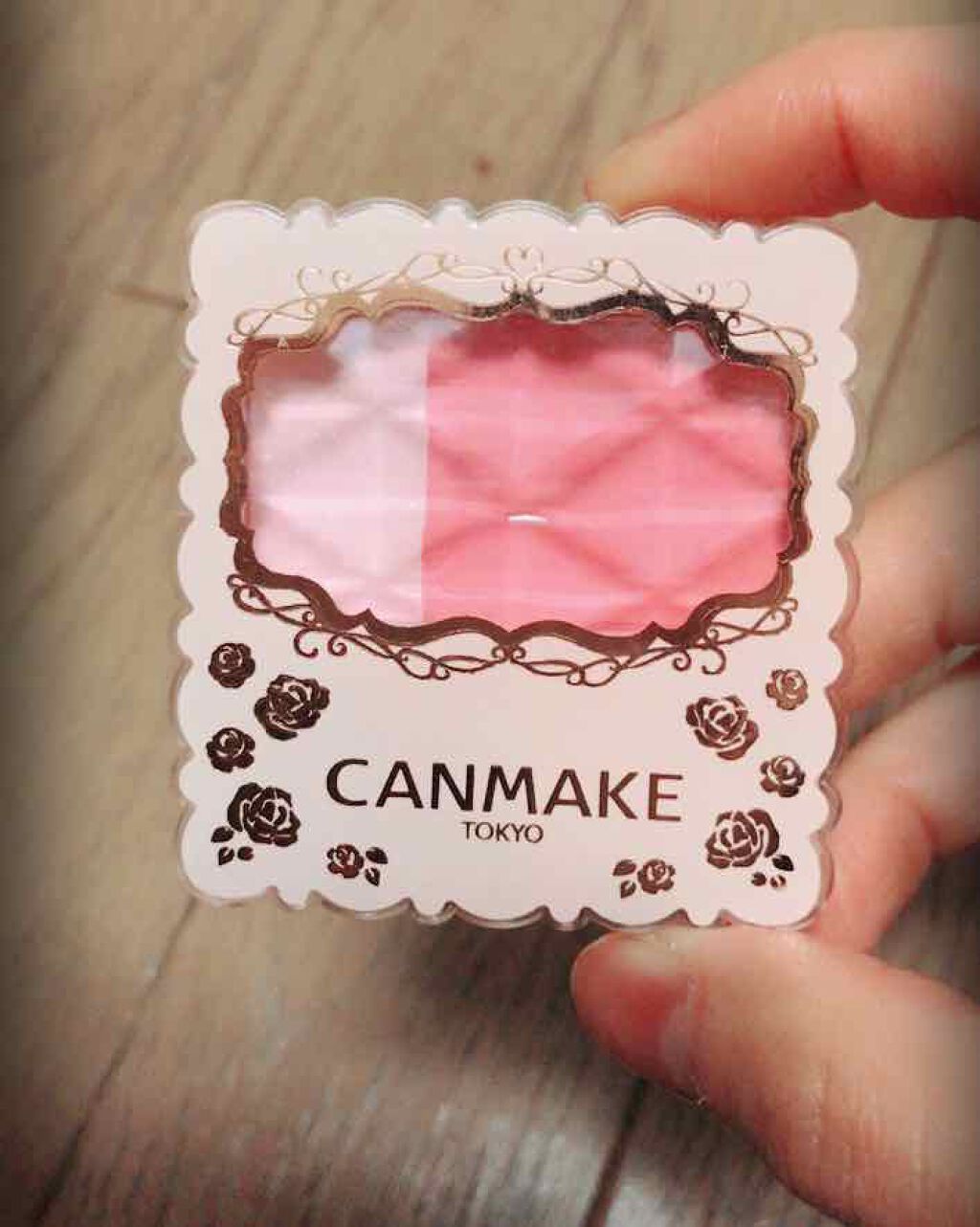 マット&クリスタルチークス/キャンメイク/パウダーチークを使ったクチコミ(1枚目)