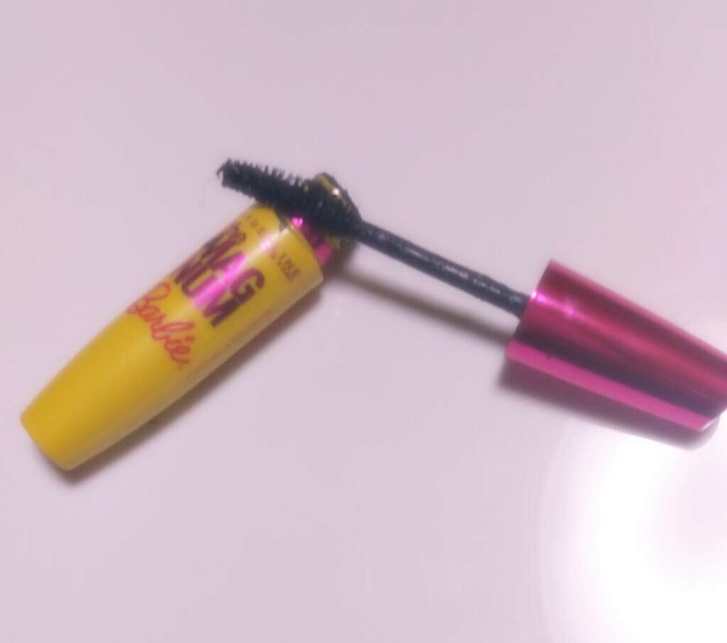 ボリューム エクスプレス マグナム バービー/MAYBELLINE NEW YORK/マスカラを使ったクチコミ(2枚目)