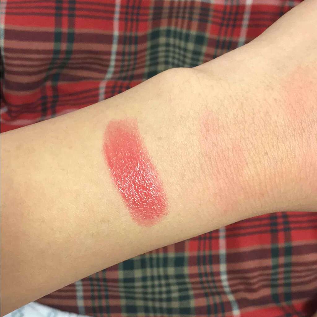 ラスティンググロスリップ/CEZANNE/口紅を使ったクチコミ(2枚目)