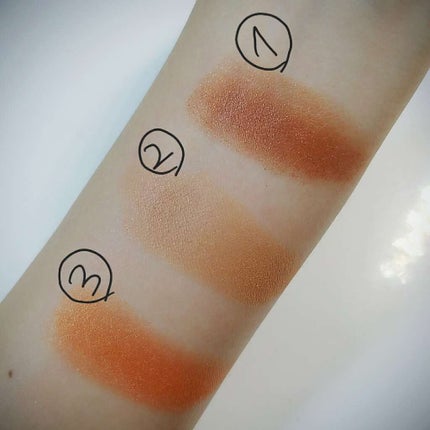 モノアイズ アイシャドウ/ARITAUM/単色アイシャドウを使ったクチコミ(2枚目)