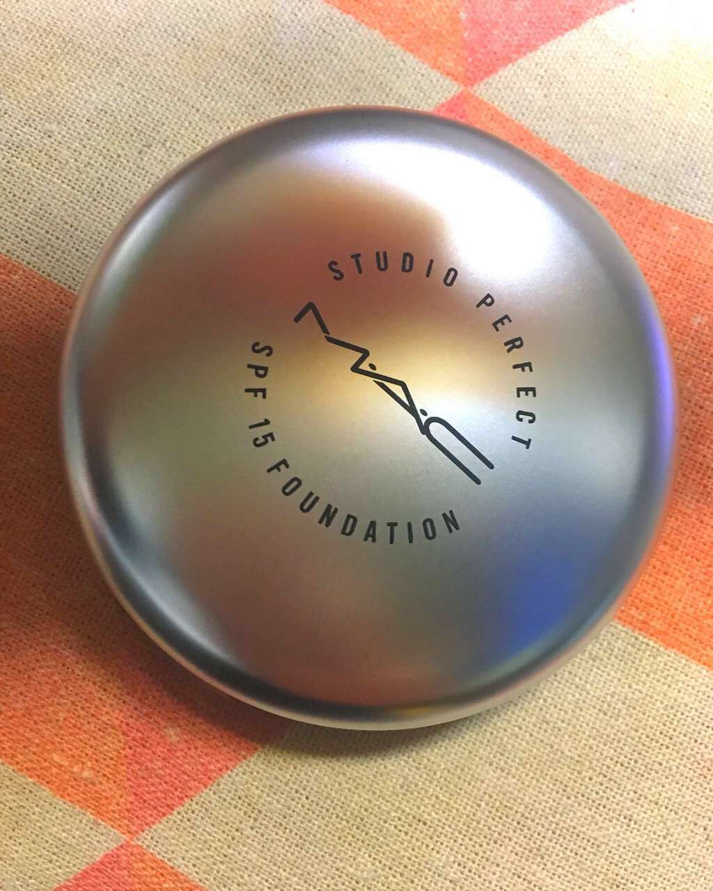 スタジオ パーフェクト SPF 15 ファンデーション/M・A・C/パウダーファンデーションを使ったクチコミ（1枚目）