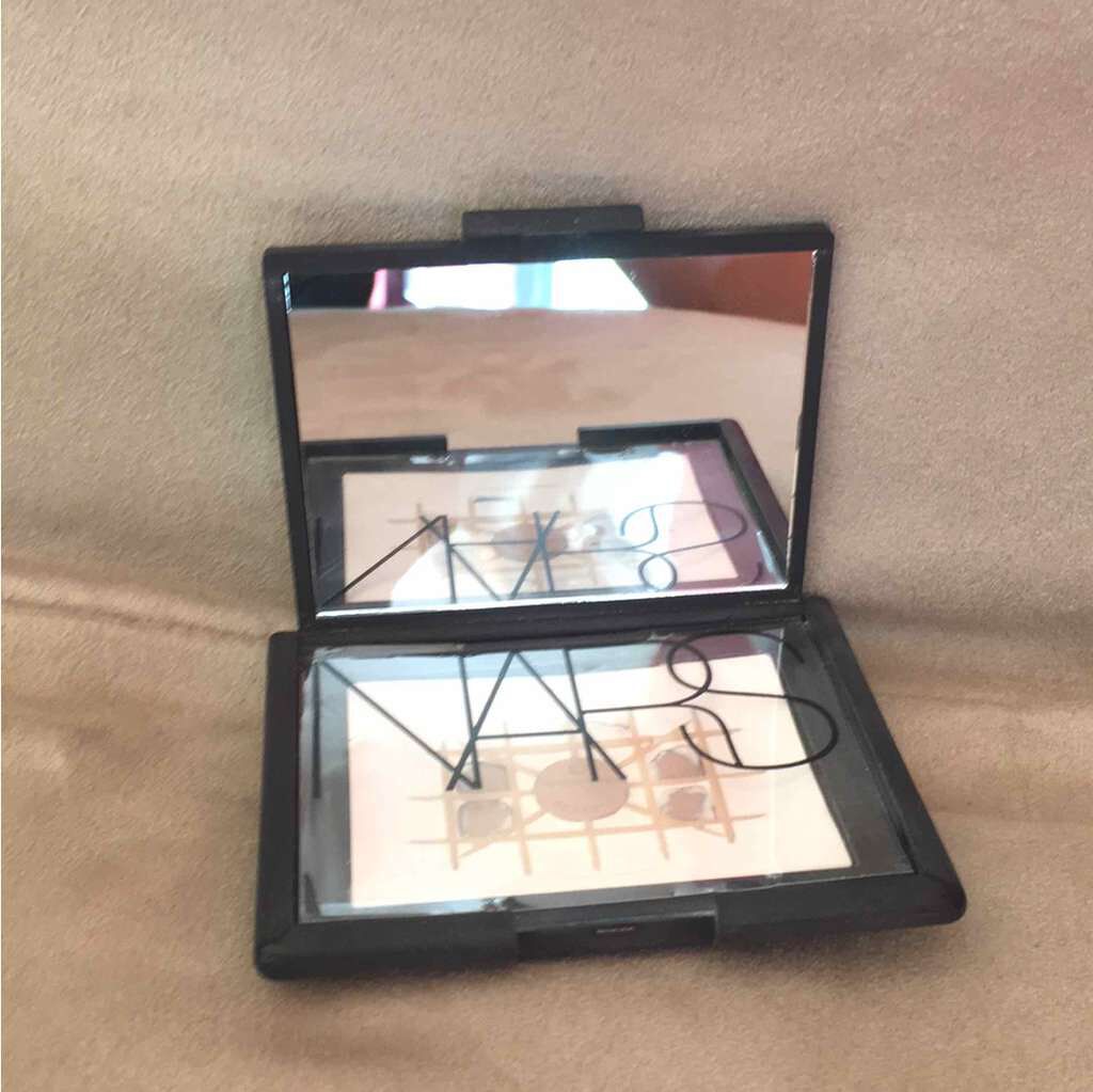 ライトリフレクティングセッティングパウダー プレスト N/NARS/プレストパウダーを使ったクチコミ(1枚目)