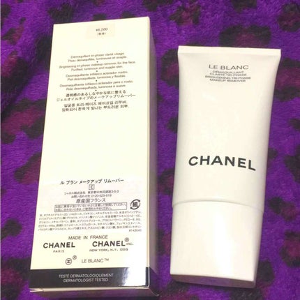 CHANEL ル ブラン メークアップ リムーバーのクチコミ「CHANELのメイク落とし。
くすみが取れ、最初はジェル状ですがお湯に流すと乳化していきます.....」(1枚目)
