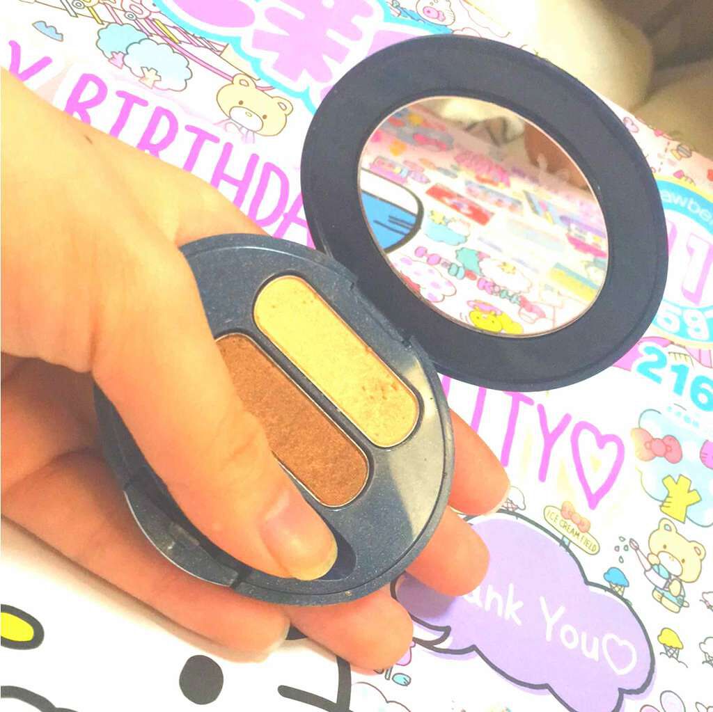 エイボン カラー トゥルー カラー アイシャドウ（クワッド）/エフエムジー&ミッション/アイシャドウパレットを使ったクチコミ（1枚目）