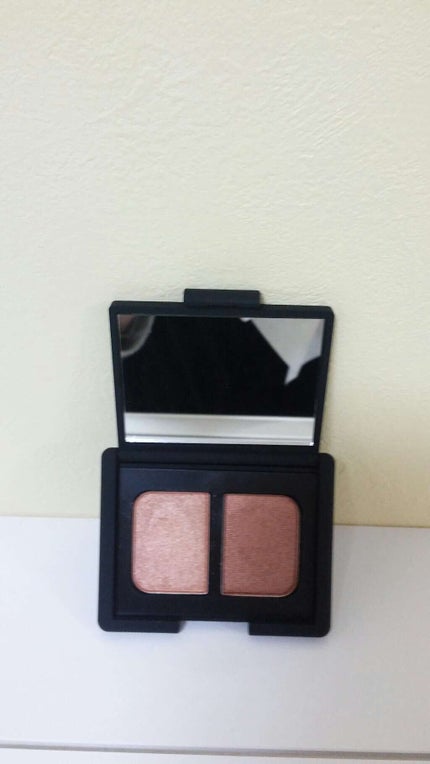 デュオアイシャドー/NARS/アイシャドウパレットを使ったクチコミ(2枚目)