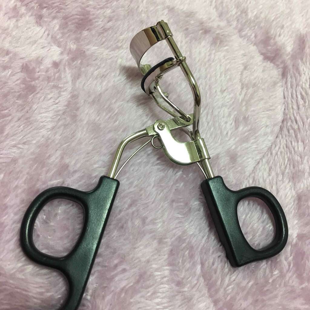 アイラッシュカーラー バネ付/DAISO/ビューラーを使ったクチコミ(2枚目)