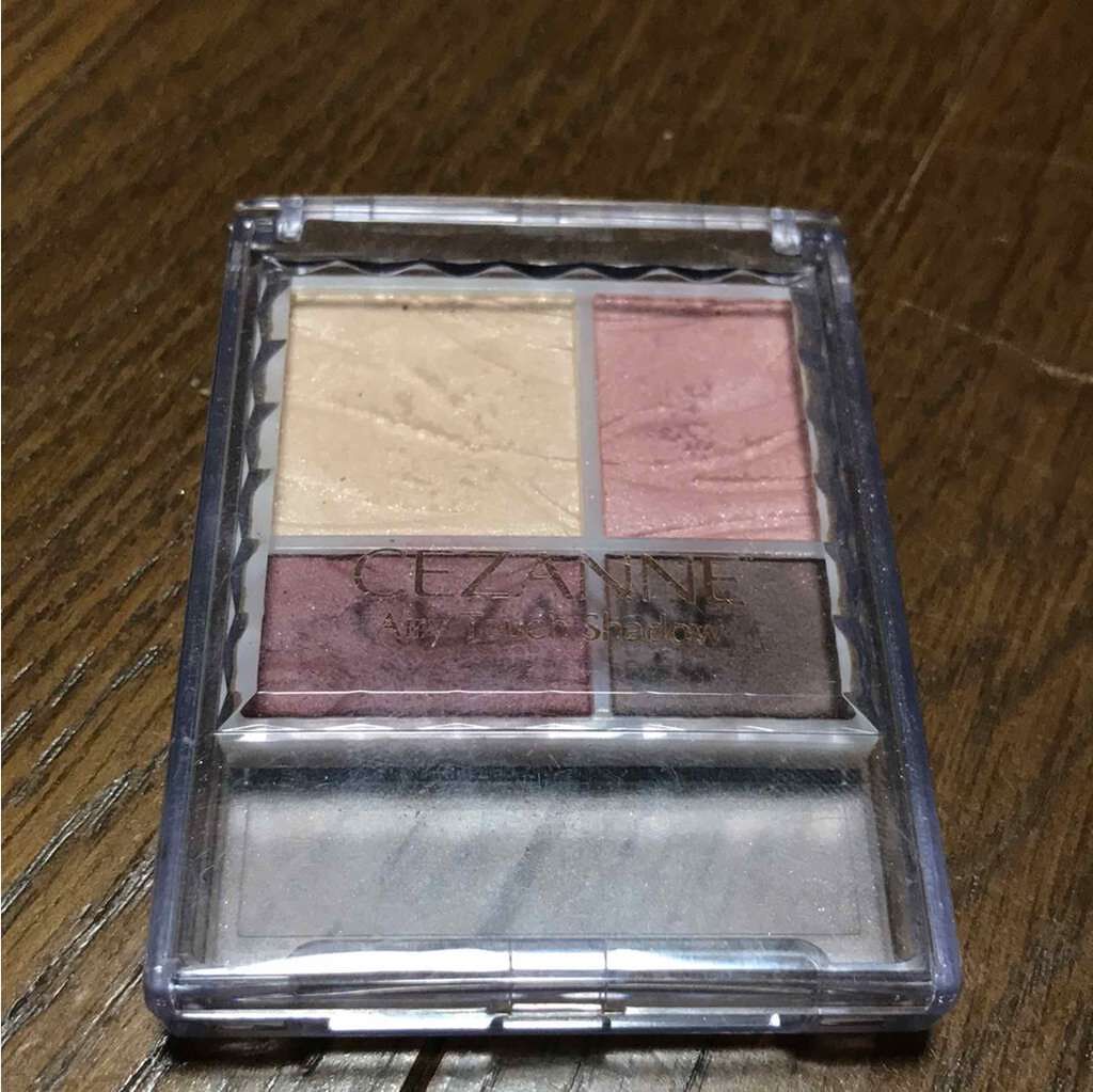 エアリータッチシャドウ/CEZANNE/アイシャドウパレットを使ったクチコミ(1枚目)