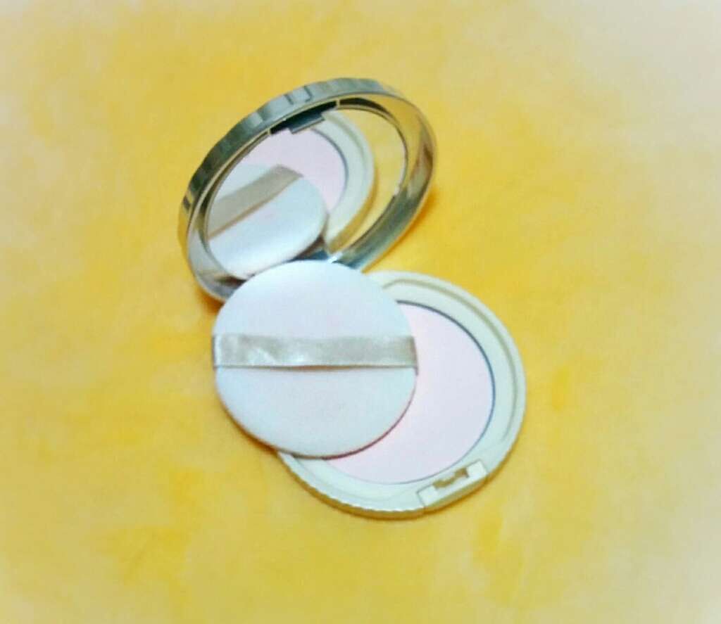 【旧品】マシュマロフィニッシュパウダー/キャンメイク/プレストパウダーを使ったクチコミ(2枚目)