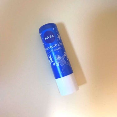 □モイスチャーリップ / NIVEA

〇保湿力がとてもあります！

〇斜めカットになっているので、とても塗りやすいです。