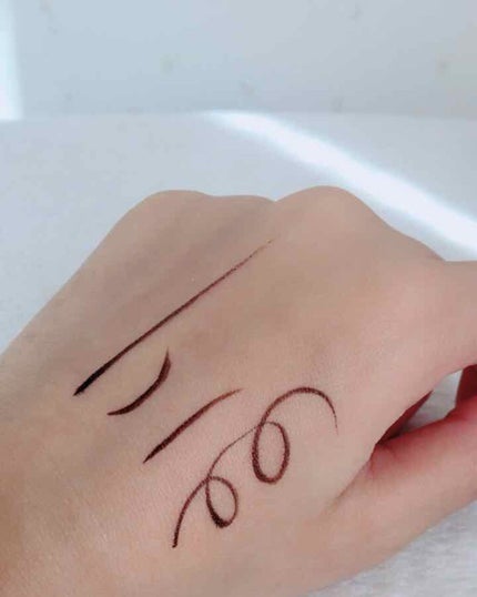 モテライナー リキッド/UZU BY FLOWFUSHI/リキッドアイライナーを使ったクチコミ(3枚目)