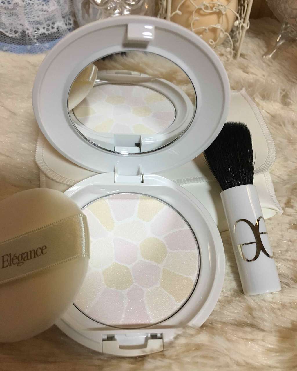 ラ プードル オートニュアンス/Elégance/プレストパウダーを使ったクチコミ(2枚目)