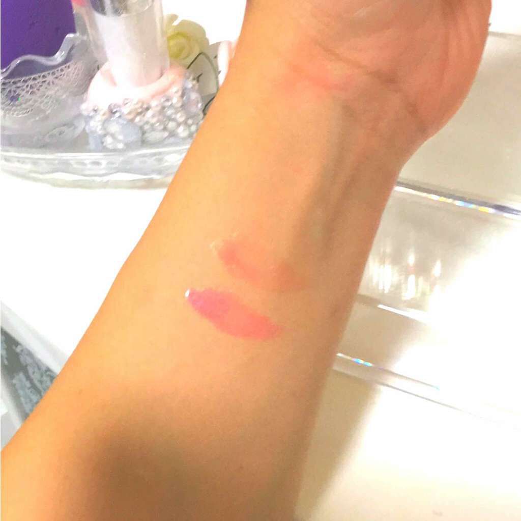 アクアリップグロス/DAISO/リップグロスを使ったクチコミ(3枚目)