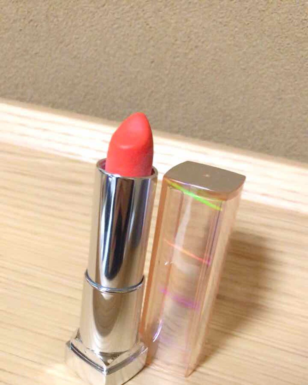 ウォーター シャイニー ミルキー/MAYBELLINE NEW YORK/口紅を使ったクチコミ(1枚目)