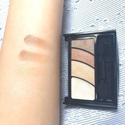 グラデーション アイ カラー(チップ付)/ちふれ/アイシャドウパレットを使ったクチコミ(2枚目)