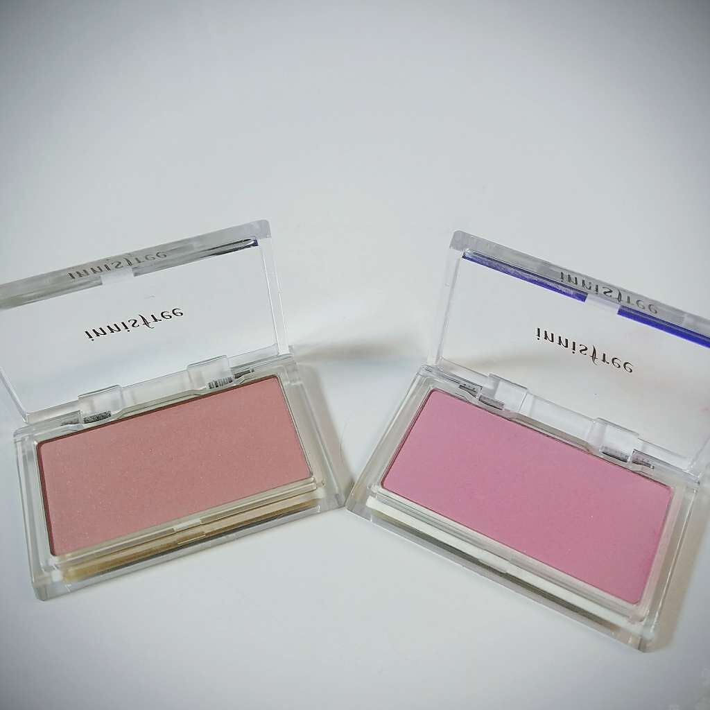 みなしゃん、 on LIPS 「innisfreeのチークです!少しラメが入ってるけどつけたと..」(1枚目)