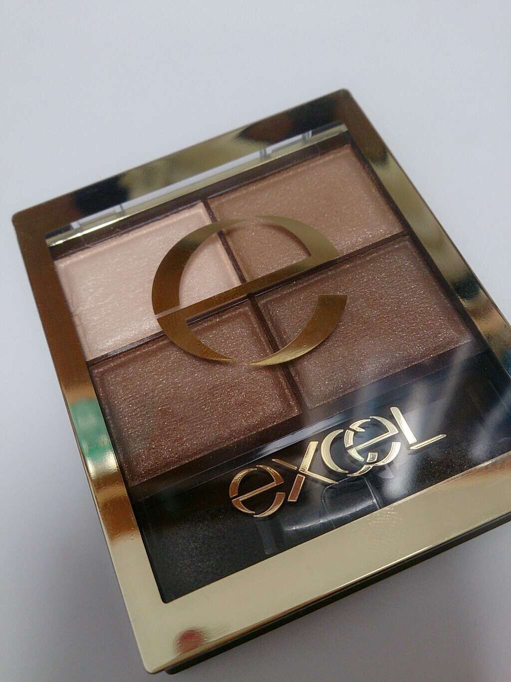 スキニーリッチシャドウ/excel/アイシャドウパレットを使ったクチコミ(1枚目)