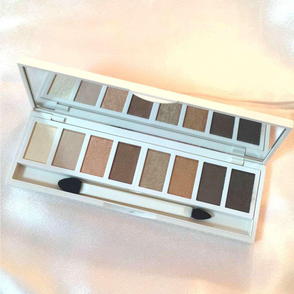 グラマラスヌード アイパレット (クリスマスコフレ 2017)/Visée/メイクアップキットを使ったクチコミ(2枚目)