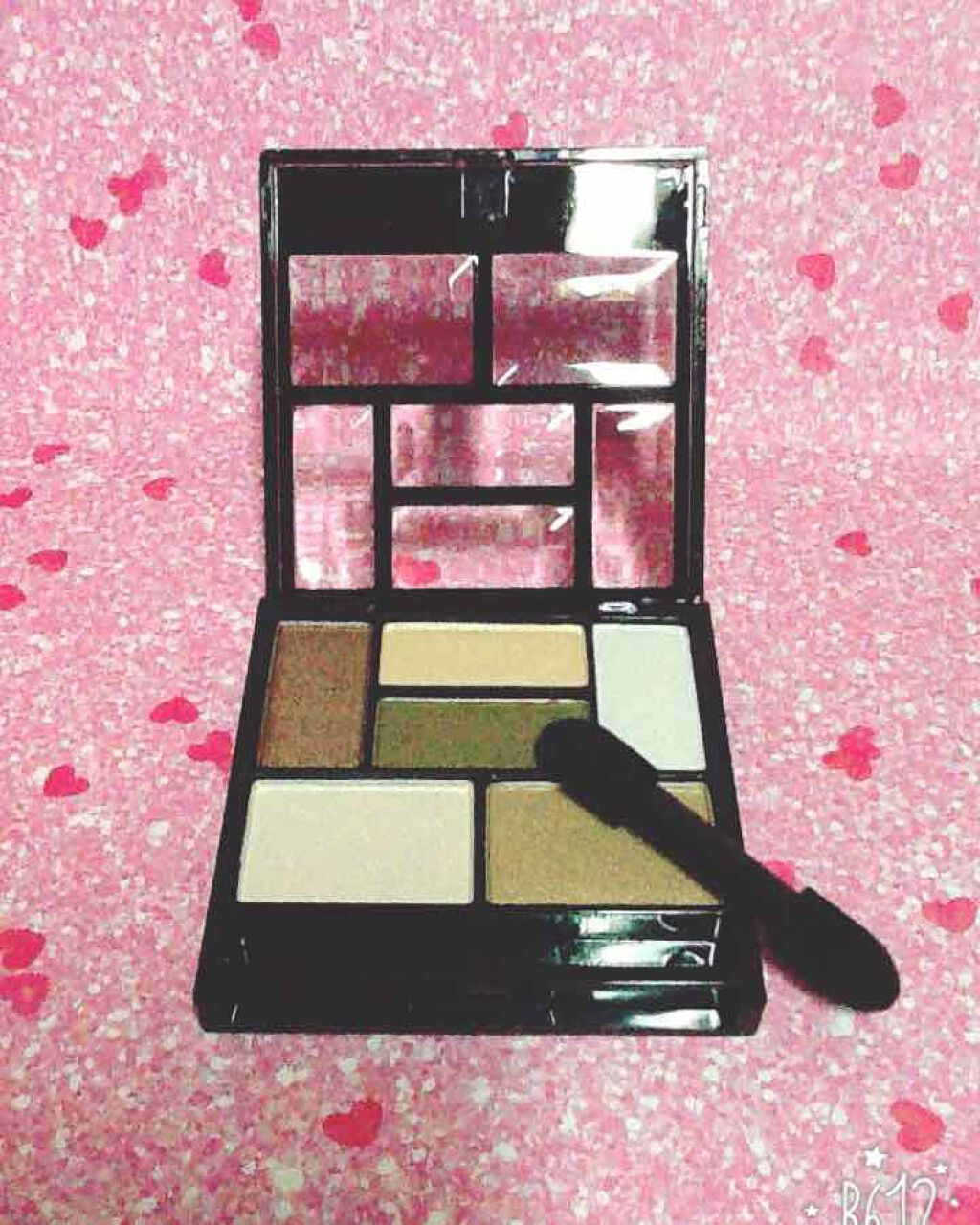 エルファー シャインカラーアイズ/DAISO/アイシャドウパレットを使ったクチコミ(2枚目)